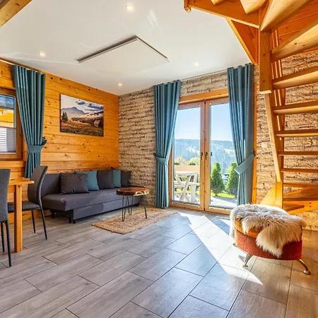 Nyaraló Domki-przystanek