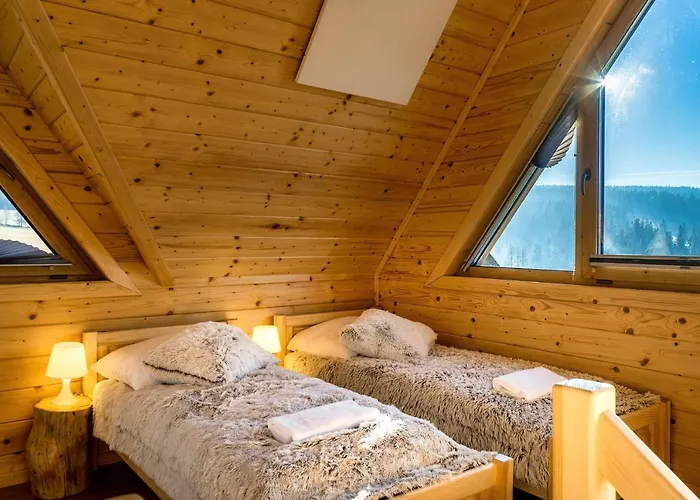 Nyaraló Domki-przystanek