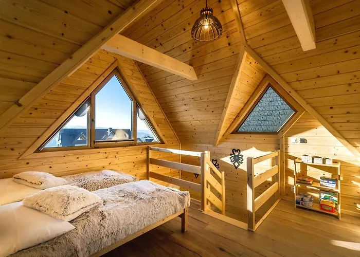 Nyaraló Domki-przystanek *