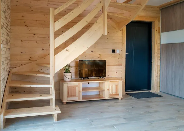 Domki-przystanek * Dzianisz