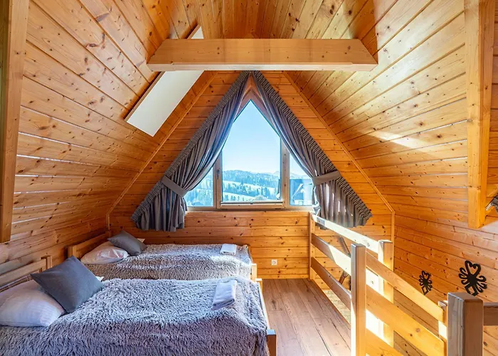 Nyaraló Domki-przystanek *