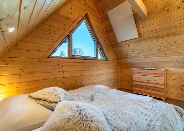 Domki-przystanek Nyaraló Dzianisz